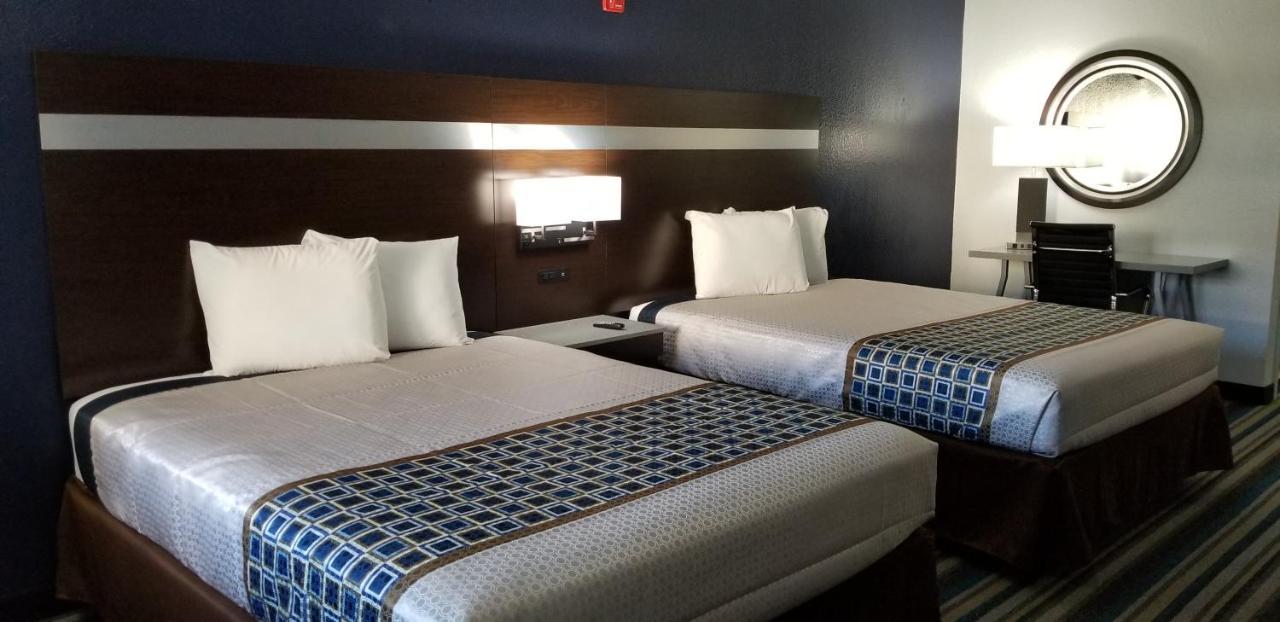 Homebridge Inn And Suites Бомонт Экстерьер фото