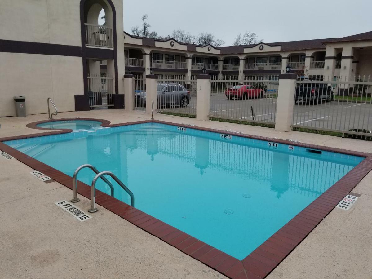 Homebridge Inn And Suites Бомонт Экстерьер фото